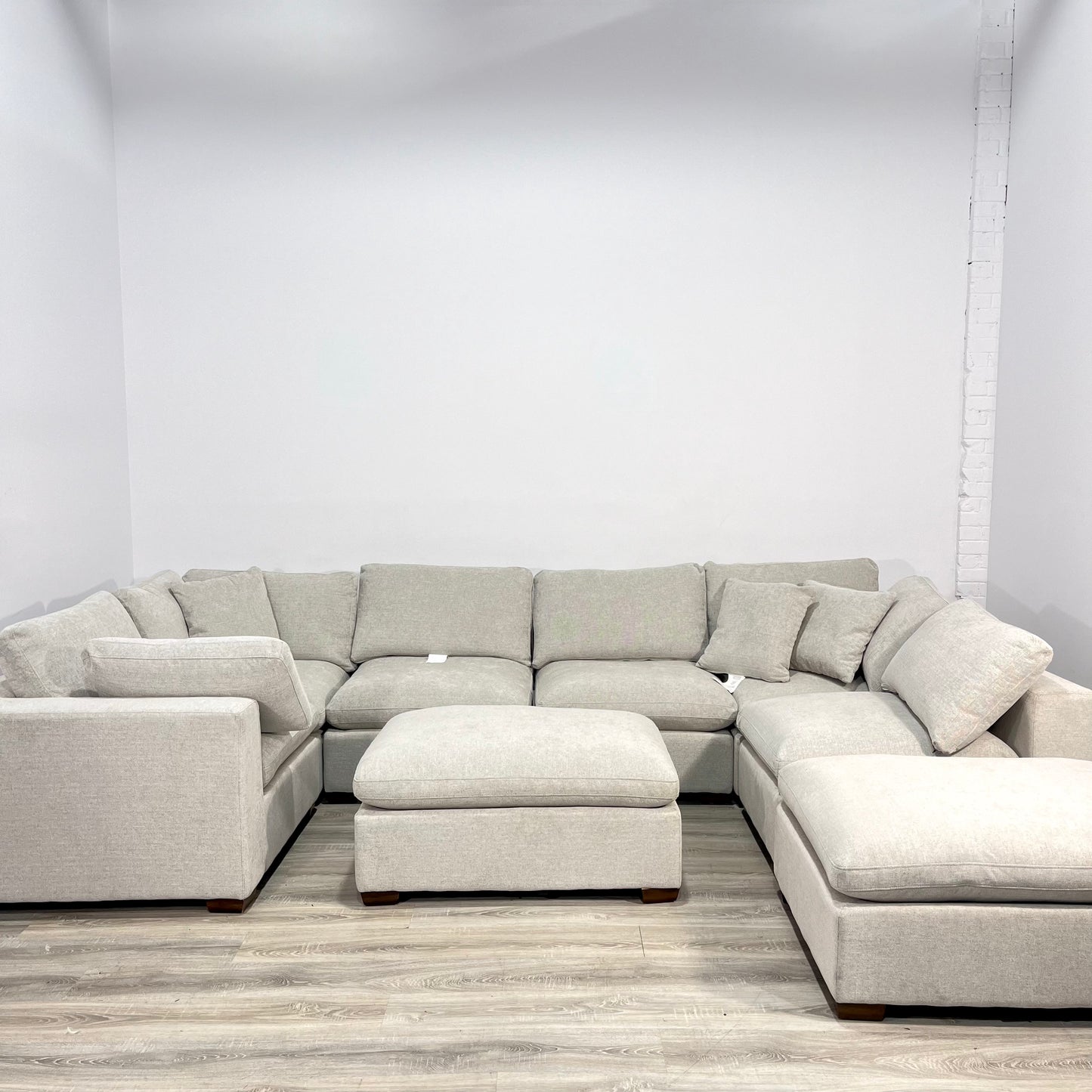 The Grey 8-Piece Lowell