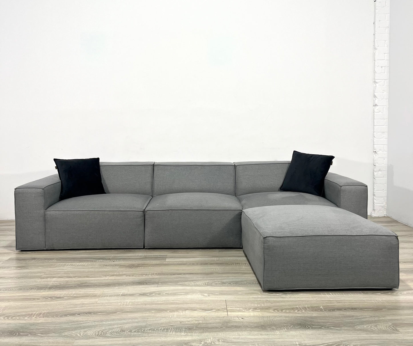 The Dark Grey Pacific XL