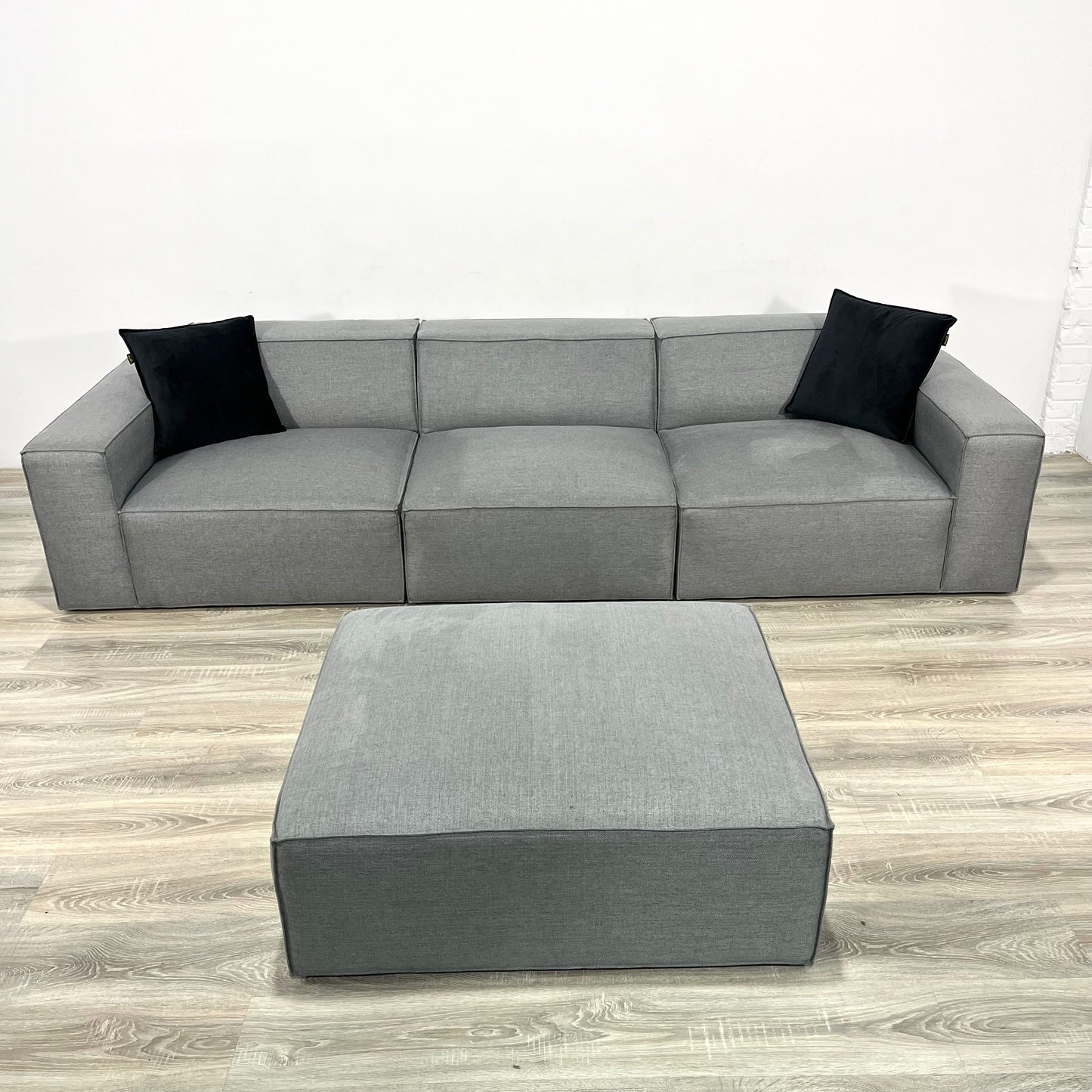 The Dark Grey Pacific XL