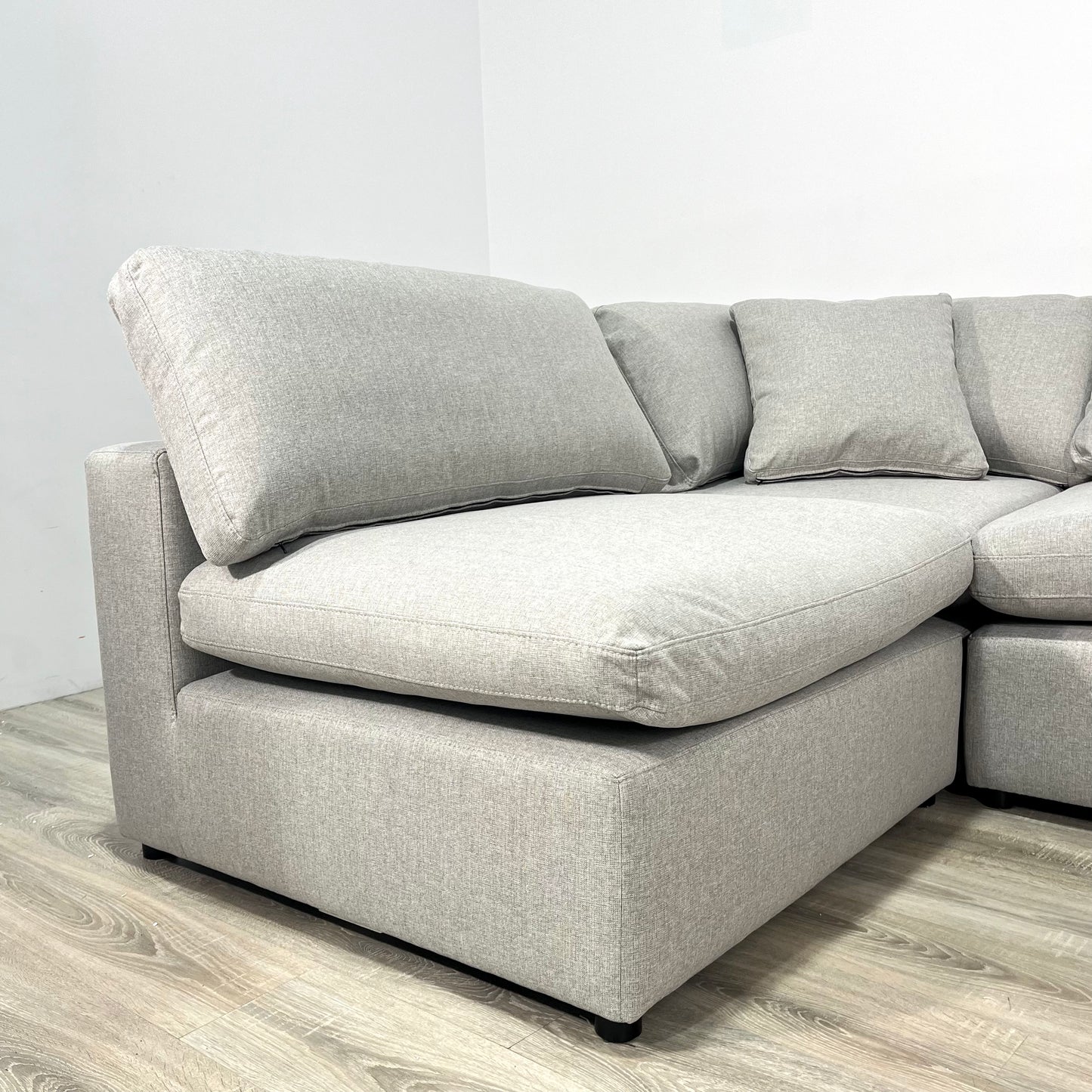 The Light Grey Urban Lounge