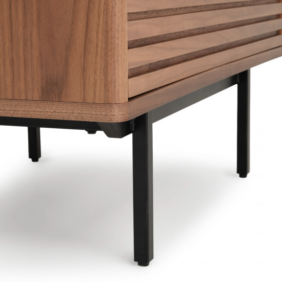 The EZIO Dresser