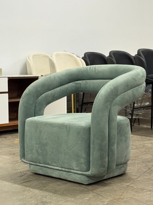 The Mia Lounge Chair