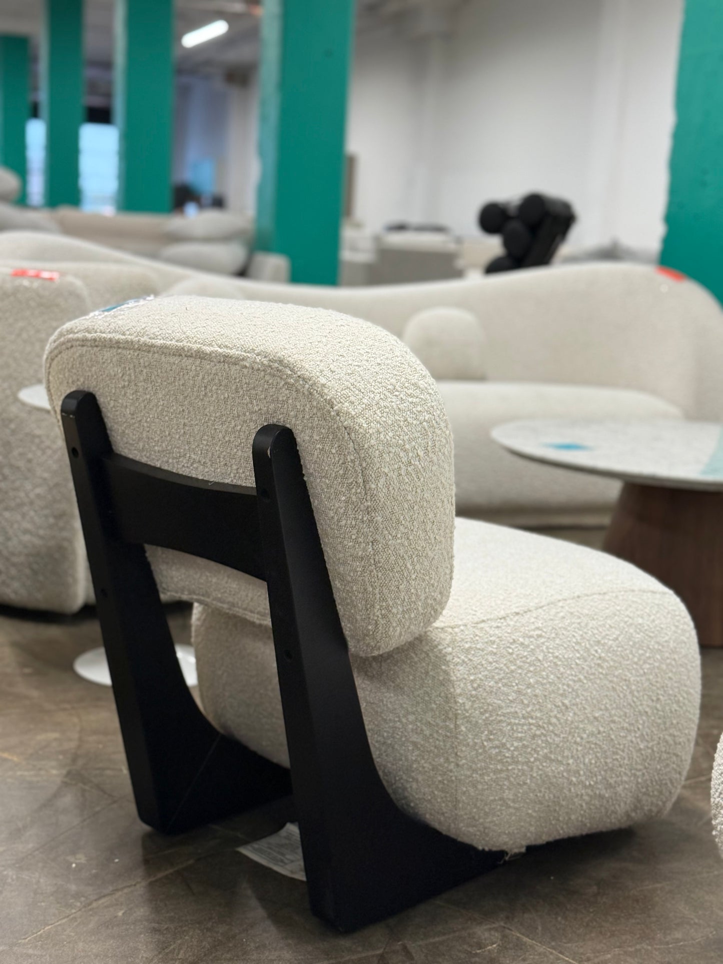 The Toro Lounge Chair - Peral