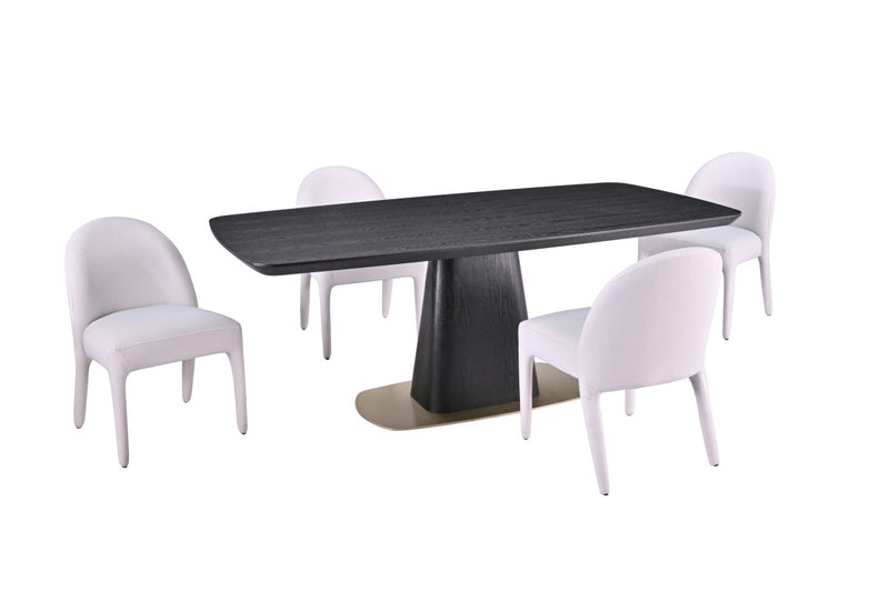 The Yolande dining set