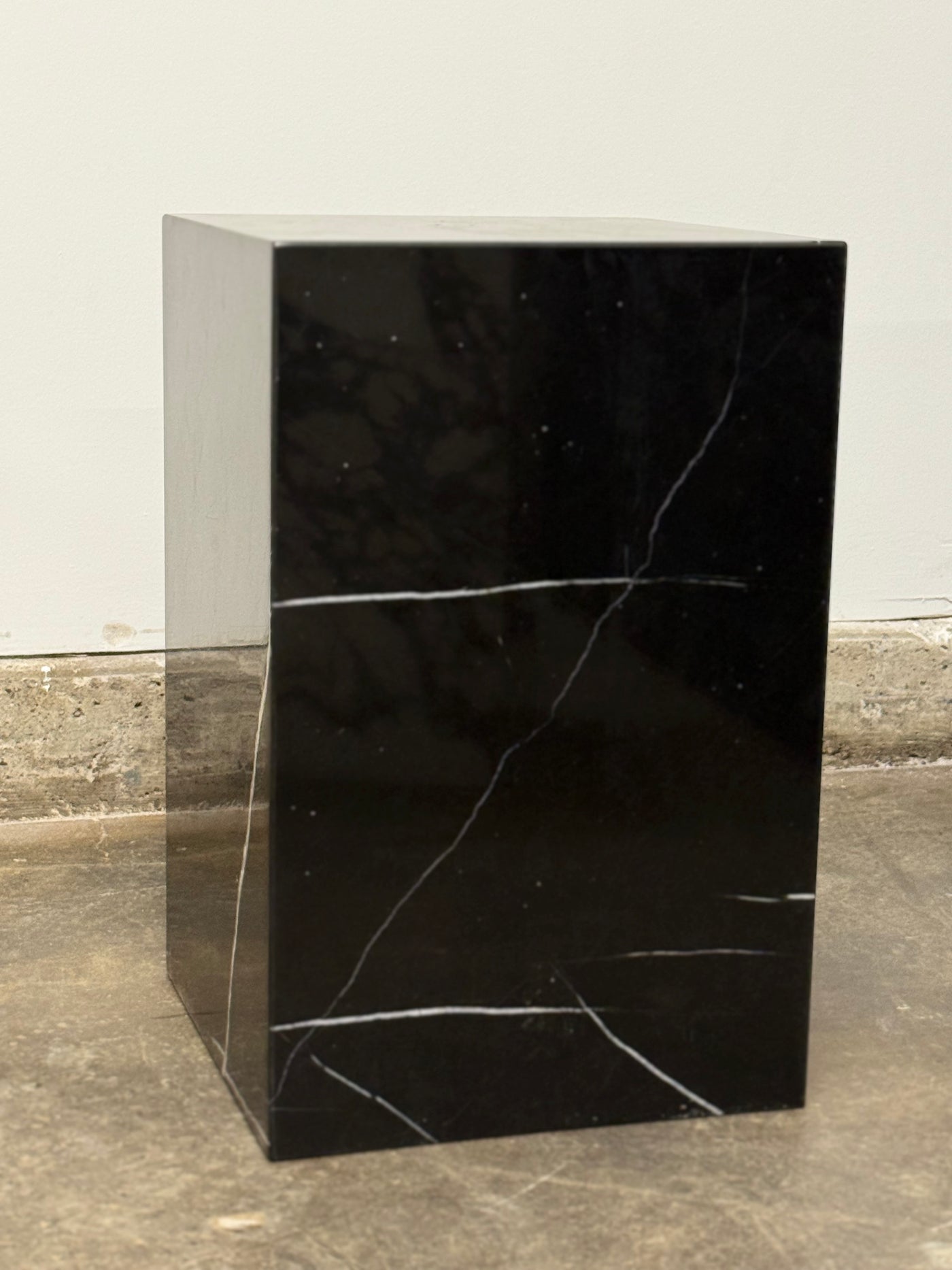 The Liza Side Table - Marble