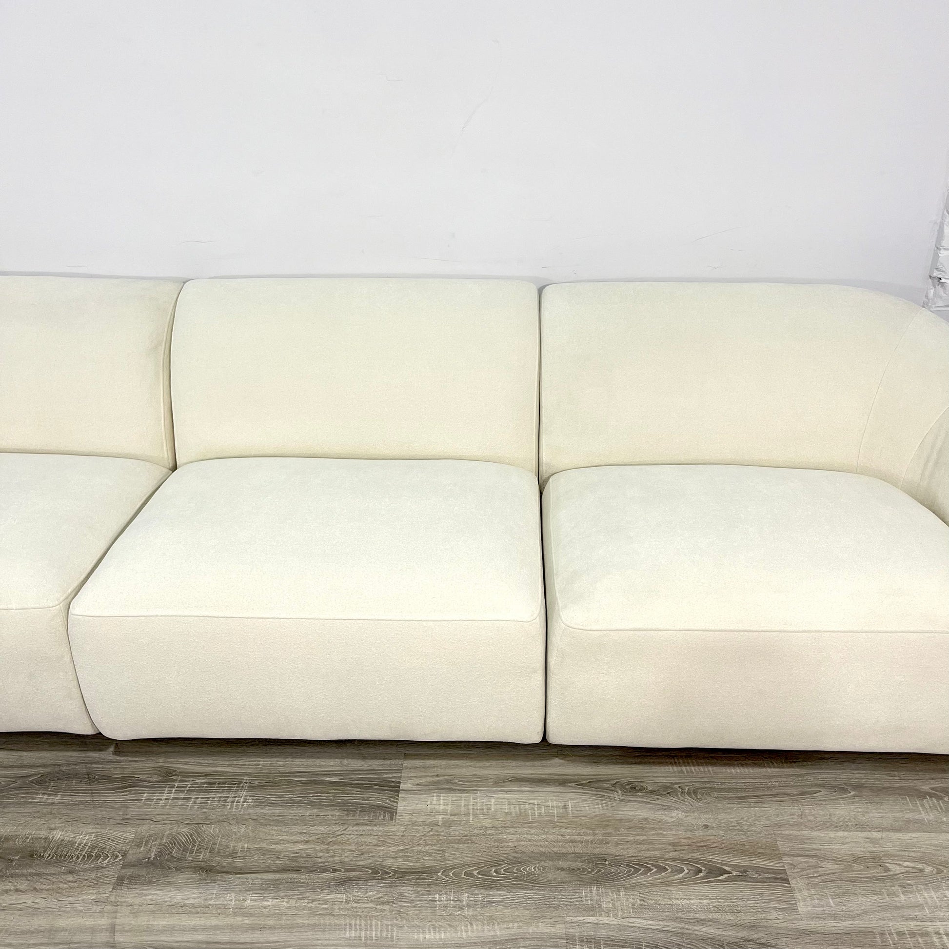 Gilman Creek Elite 5-piece Fabric Sectional – Two Guys One Couch Gilman Creek Elite 5-piece Fabric Sectional – Two Guys One Couch