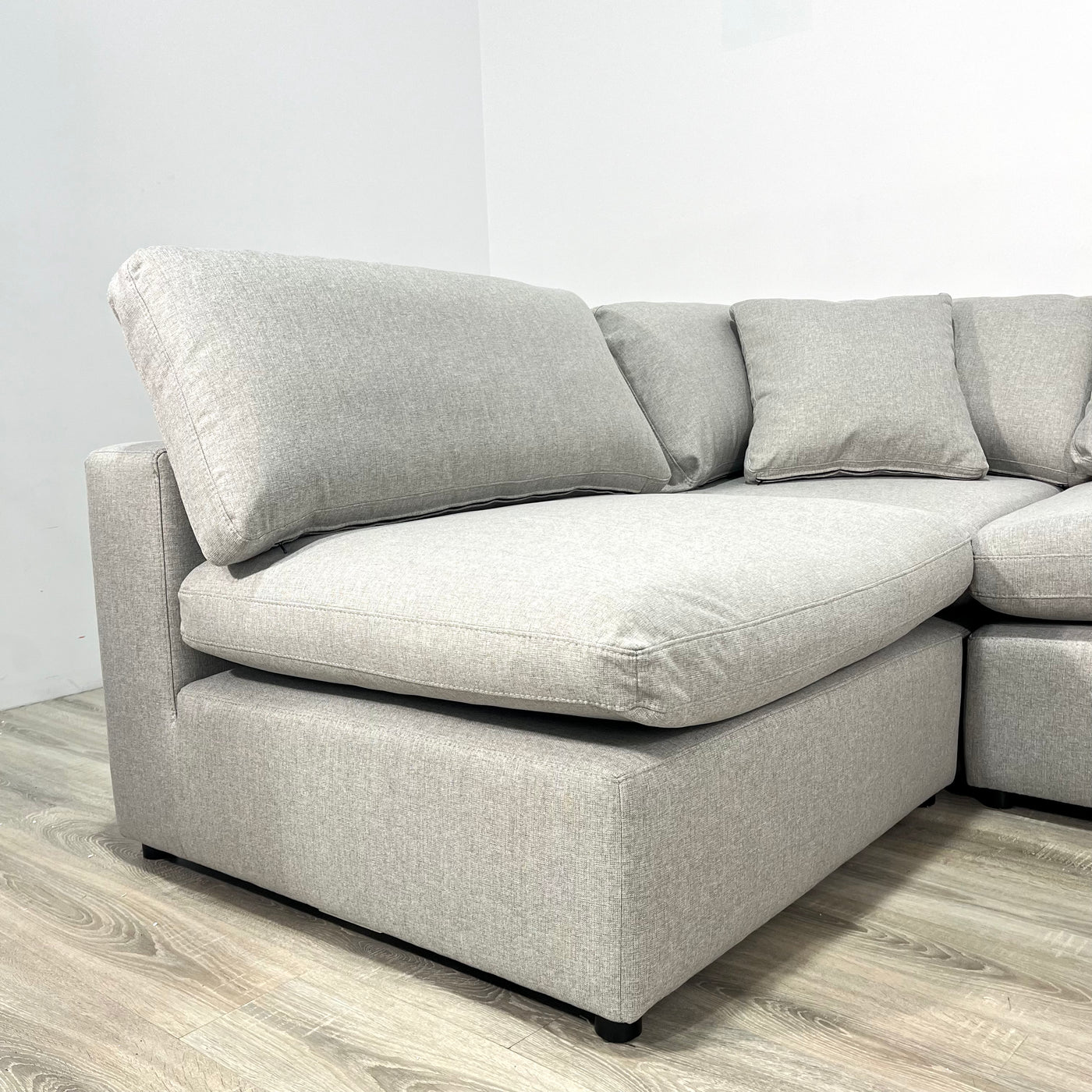 The Light Grey Urban Lounge