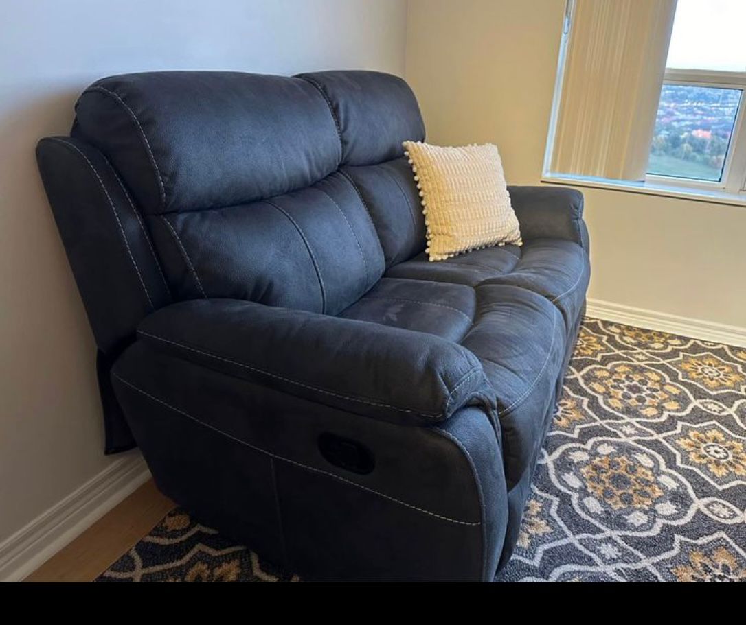 The Morrow Reclining Loveseat