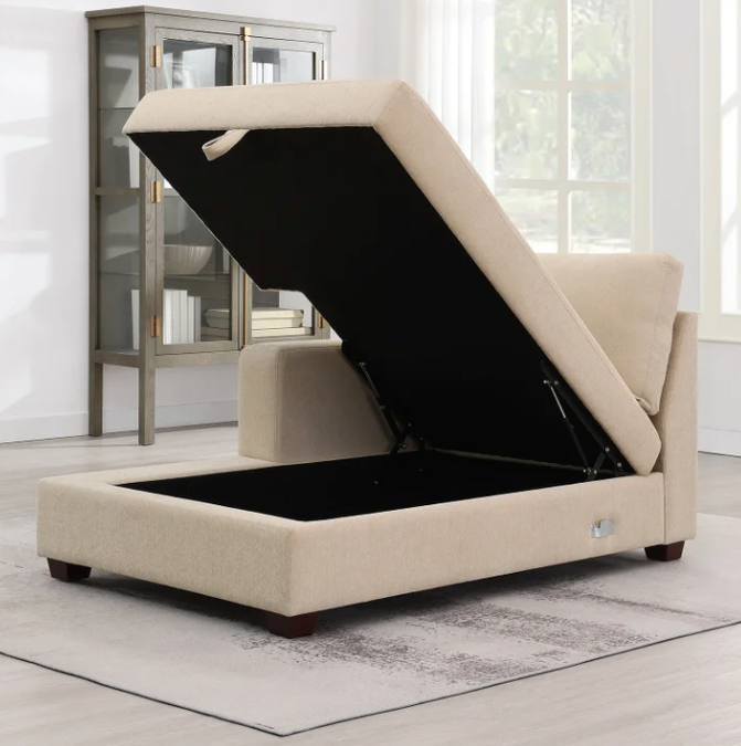 The Beige Dellamore