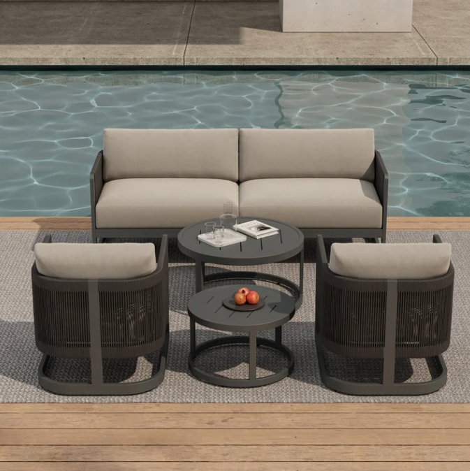 The Venice 5-Piece Patio