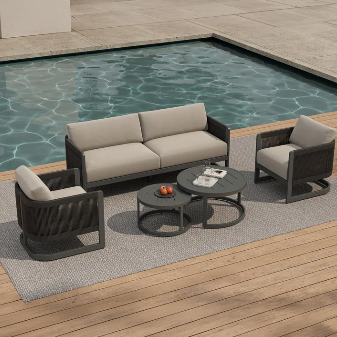 The Venice 5-Piece Patio