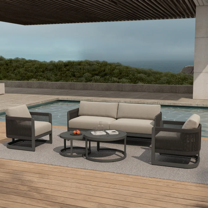 The Venice 5-Piece Patio