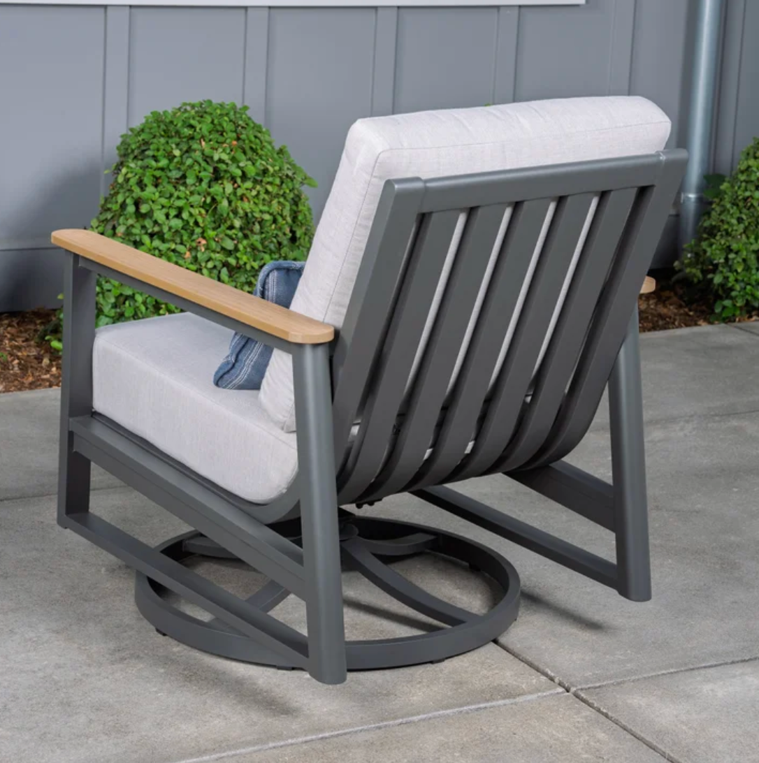 The Sara 5-Piece Patio